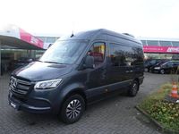 Gebraucht Mercedes Sprinter 170 PS (125 kW) 2023 Tenoritgrau metallic Van