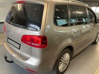 Gebraucht VW Touran Cup 105 PS (77 kW) 2015 Titanium beige metallic Van / Kleinbus