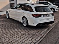 Gebraucht Mercedes C250 AMG line 204 PS (150 kW) 2016 Weiß Kombi