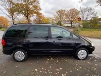 gebraucht VW Sharan SharanTREND 1.9 TDI 7-SITZE + AHK + SHZ +NAVI