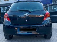 Gebraucht Toyota Yaris 87 PS (63 kW) 2010 Schwarz Kleinwagen