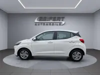 Gebraucht Hyundai i10 Select 63 PS (46 kW) 2024 Atlas white / sol Kleinwagen