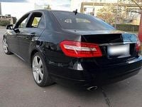 Gebraucht Mercedes E250 204 PS (150 kW) 2010 Schwarz Limousine