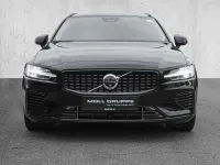 Gebraucht Volvo V60 Plus 310 PS (228 kW) 2024 Schwarz Kombi