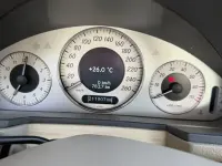 Gebraucht Mercedes E320 Avantgarde 224 PS (164 kW) 2004 Gold Limousine