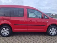Second-hand VW Caddy Life 80 CP (58 kW) 2009 Roșu Monovolum