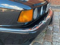 Gebraucht BMW 750L 299 PS (219 kW) 1988 Schwarz Limousine