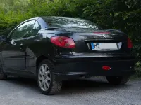 Gebraucht Peugeot 206 CC Filou 107 PS (78 kW) 2005 Rot Cabrio