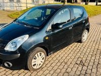 Gebraucht Nissan Pixo 65 PS (47 kW) 2011 Schwarz Kleinwagen