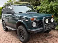 Usata Lada niva 83 CV (61 kW) 2011 Verde SUV