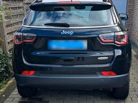 Gebraucht Jeep Compass 140 PS (102 kW) 2018 Schwarz SUV