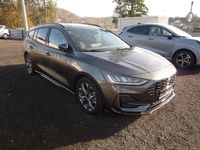 Gebraucht Ford Focus ST-Line X 155 PS (114 kW) 2025 Grau Limousine