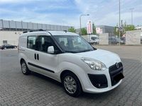 Gebraucht Fiat Doblò 120 PS (88 kW) 2012 Weiß Van / Kleinbus