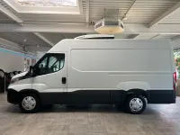 Gebraucht Iveco Daily 136 PS (100 kW) 2019 Weiß Van / Kleinbus