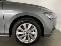 Neu Skoda Superb Selection 150 PS (110 kW) 2025 Grau Kombi