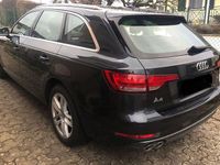 Gebraucht Audi A4 Sport 190 PS (139 kW) 2017 Grau Kombi