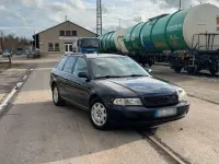 Gebraucht Audi A4 150 PS (110 kW) 1997 Blau Kombi