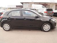 Second-hand Kia Rio 84 CP (61 kW) 2019 Negru Berlinǎ