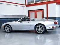 Second-hand Jaguar XK8 294 CP (216 kW) 2003 Argintiu Cabrio