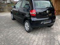 Gebraucht VW Fox 54 PS (39 kW) 2007 Schwarz Kleinwagen