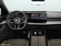 Gebraucht BMW 540 Sport Line 286 PS (210 kW) 2026 Weiß Kombi