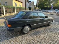 Gebraucht Mercedes 190 118 PS (86 kW) 1990 Blauschwarzmetallic Limousine
