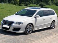 Gebraucht VW Passat R 299 PS (219 kW) 2010 Weiß Kombi