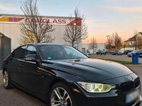 Gebraucht BMW 320 Sport Line 184 PS (135 kW) 2012 Schwarz Limousine