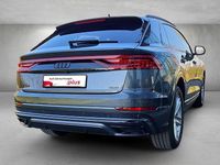 Gebraucht Audi Q8 S-Line 381 PS (280 kW) 2022 Daytonagrau perleffekt SUV