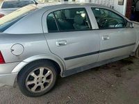 Gebraucht Opel Astra Classic Edition 84 PS (61 kW) 2003 Silber Limousine