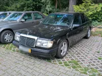 Gebraucht Mercedes 300 113 PS (83 kW) 1990 Schwarz Limousine
