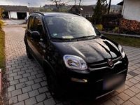 Gebraucht Fiat Panda 4x4 85 PS (62 kW) 2021 Schwarz Kleinwagen