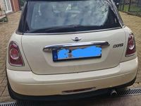 Gebraucht Mini Cooper 122 PS (89 kW) 2013 Weiß Kleinwagen