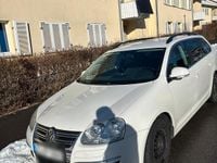 Gebraucht VW Golf V 122 PS (89 kW) 2009 Weiß Kombi