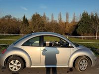 Gebraucht VW New Beetle 116 PS (85 kW) 1999 Silber Kleinwagen