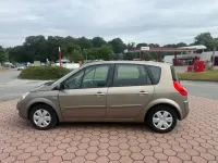 Gebraucht Renault Scénic Avantage 111 PS (81 kW) 2009 Braun Van / Kleinbus