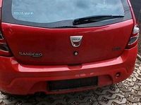 Second-hand Dacia Sandero 75 CP (55 kW) 2009 Roșu Hatchback