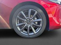 Neu Mazda 3 Exclusive-Line 140 PS (102 kW) 2026 Soul red crystal m Limousine