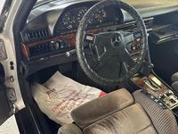 Gebraucht Mercedes 380 200 PS (147 kW) 1985 Silber Limousine