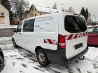 Używany Mercedes Vito 114 KM (83 kW) 2017 Biały Van