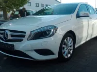 Gebraucht Mercedes A180 122 PS (89 kW) 2015 Weiß Kleinwagen