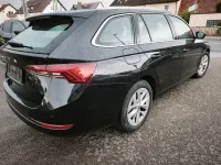 Gebraucht Skoda Octavia 150 PS (110 kW) 2022 Schwarz Limousine
