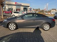 Gebraucht Opel Cascada Edition 135 PS (99 kW) 2013 Plat.anthr./rogrey/0j:silbergr Cabrio