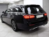 Gebraucht Mercedes E300 AMG 320 PS (235 kW) 2022 Schwarz Kombi