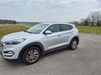 Gebraucht Hyundai Tucson Style 177 PS (130 kW) 2015 Silber SUV