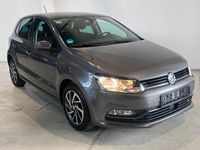 Gebraucht VW Polo Sound 90 PS (66 kW) 2017 Schwarz Limousine