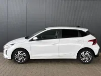 Gebraucht Hyundai i20 Comfort 101 PS (74 kW) 2025 Weiß (atlas white) Kleinwagen