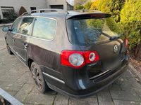 Gebraucht VW Passat 105 PS (77 kW) 2006 Braun Kombi