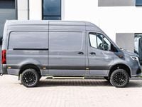 Neu Mercedes Sprinter AMG 190 PS (139 kW) 2025 Selenit grey Van