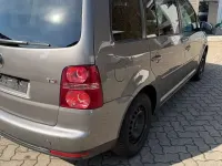 Gebraucht VW Touran Trendline 140 PS (102 kW) 2010 Slate grey metallic Van / Kleinbus